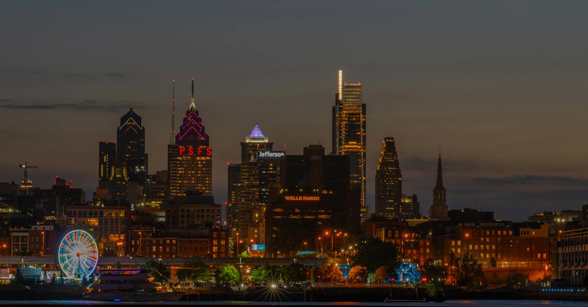 buildings-at-the-city-of-philadelphia-at-night