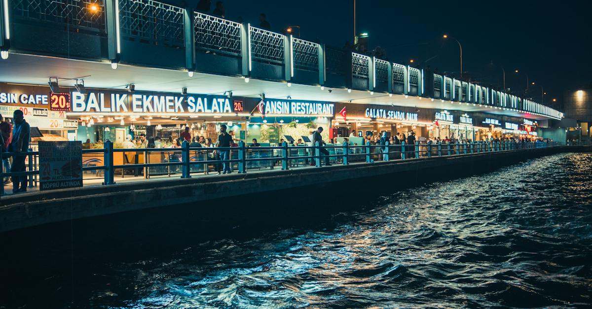 galata-bridge-restaurants-istanbul-turkey