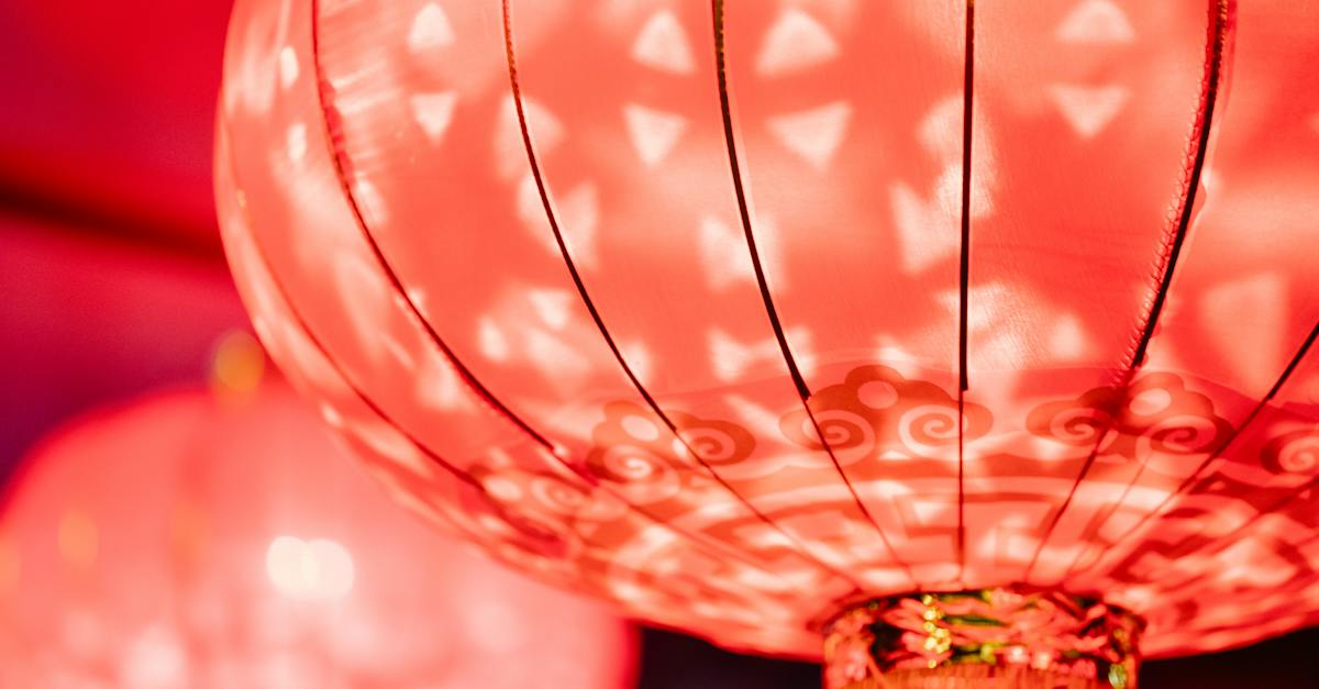 glowing-red-chinese-lantern-for-traditional-event