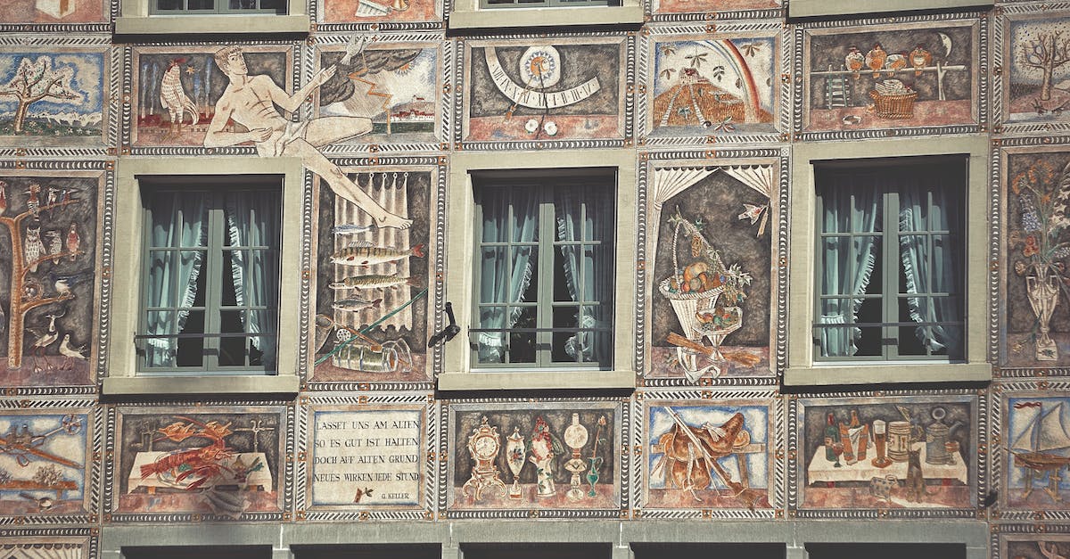 mural-on-a-facade-of-adler-hotel-restaurant-building-stein-am-rhein-switzerland